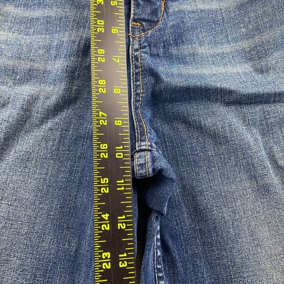 Signature By Levi Strauss & Co. Womens Medium Blue Bootcut Jeans Misses 8 Short - Picture 6 of 16